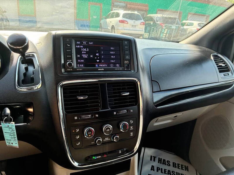 2020 Dodge Grand Caravan SXT