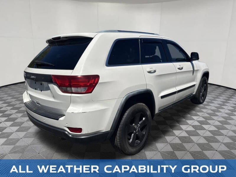 2011 Jeep Grand Cherokee Laredo
