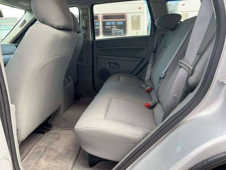 2007 Jeep Grand Cherokee Laredo