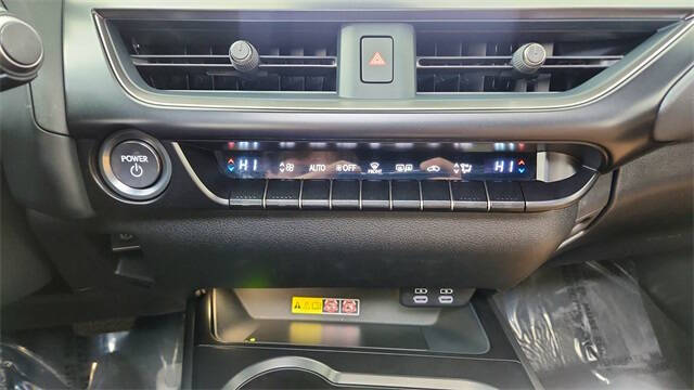 2023 Lexus UX 250h Premium