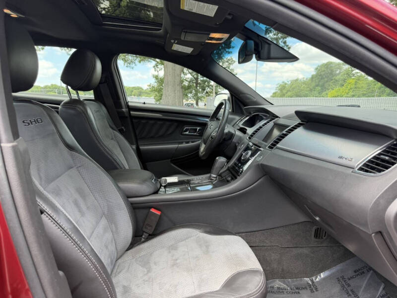 2013 Ford Taurus SHO