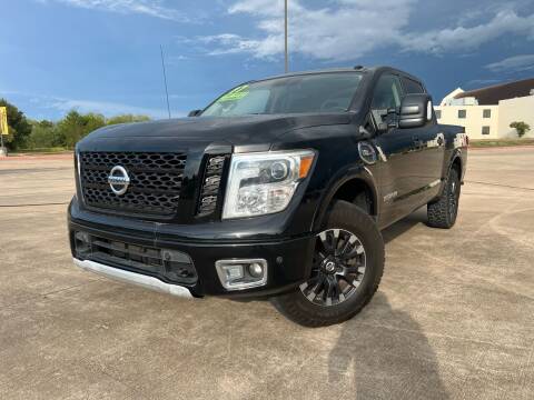 2017 Nissan Titan for sale at AUTO DIRECT Bellaire in Houston TX