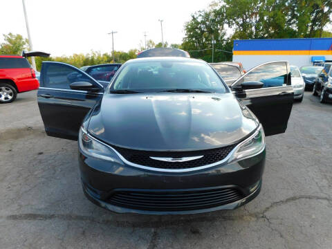 2015 Chrysler 200 LX