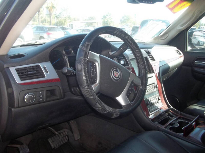 2007 Cadillac Escalade EXT Base photo 20