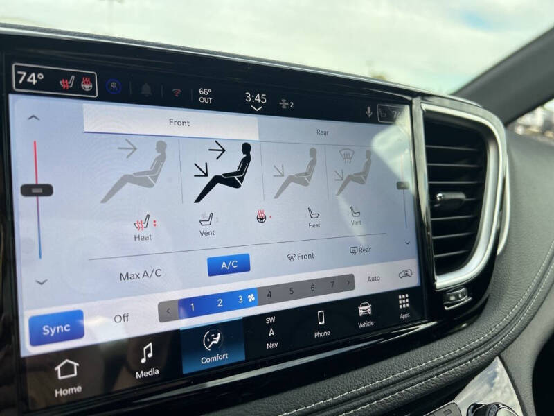 2026 Chrysler Pacifica Limited