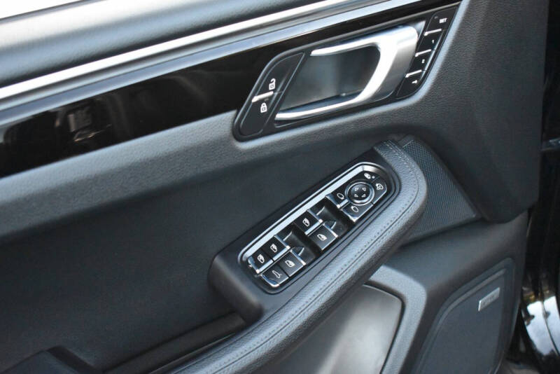 2021 Porsche Macan