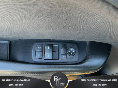 2015 Dodge Challenger R/T Shaker