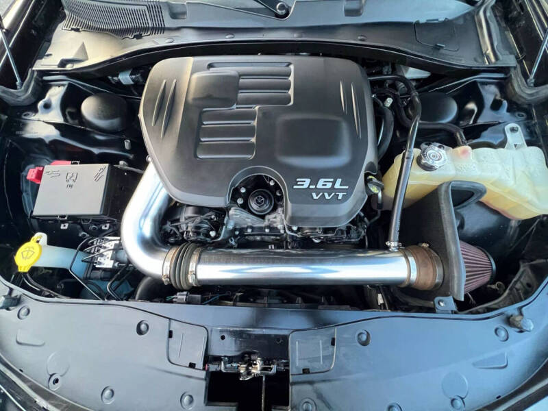 2017 Dodge Charger SXT