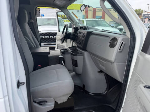 2013 Ford E-Series E-150