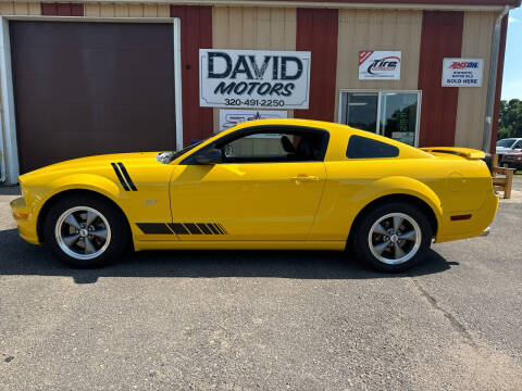 2005 Ford Mustang for sale at DAVID MOTORS LLC in Grey Eagle MN