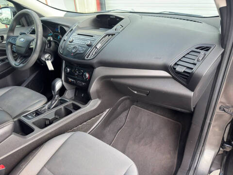 2017 Ford Escape S