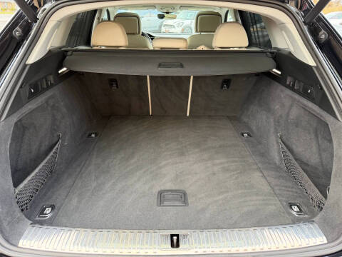 2019 Audi e-tron quattro Prestige