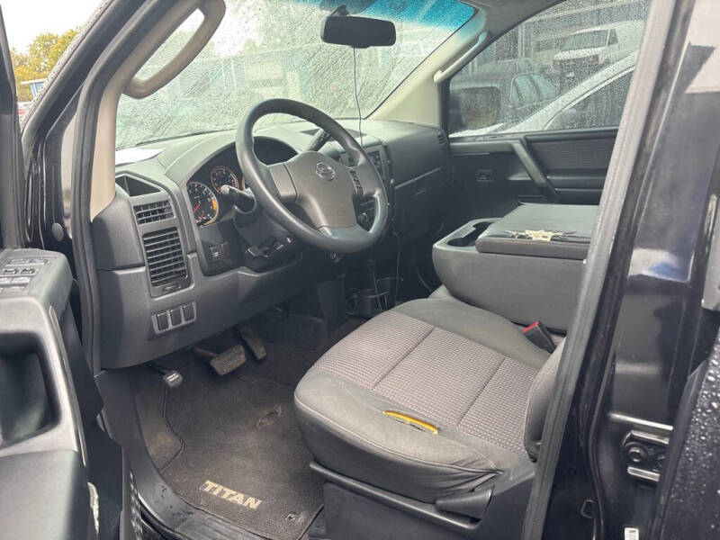 2010 Nissan Titan XE