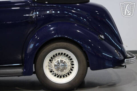 1937 Ford Phaeton