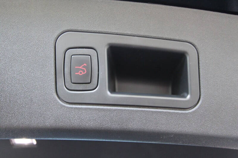 2016 Tesla Model S P90D