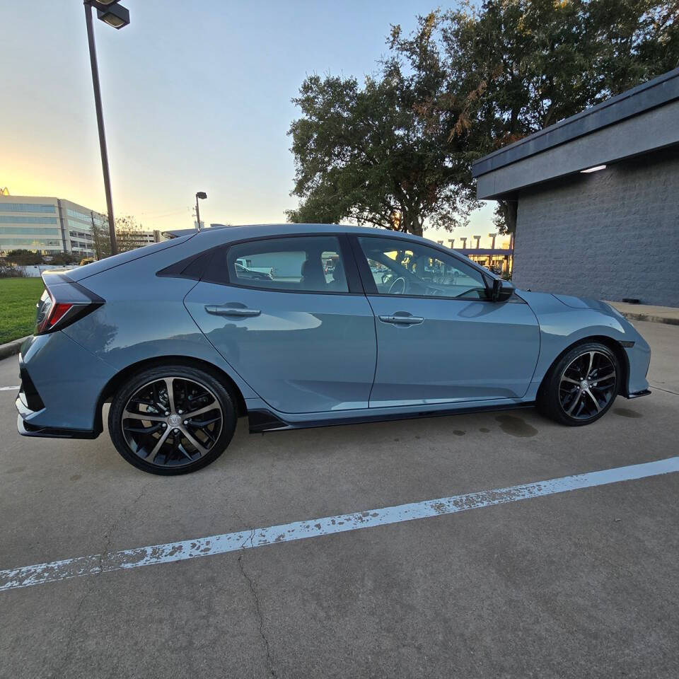 2021 Honda Civic for sale at MOTOR VILLAGE LLC in Houston, TX