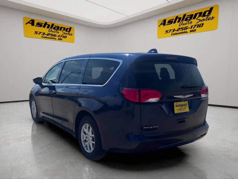 2017 Chrysler Pacifica Touring