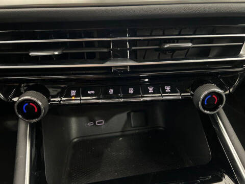 2024 Chevrolet Traverse LS