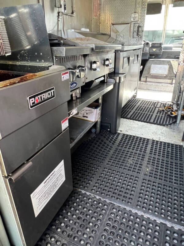 1997 GMC P30 Forward Control Chassis