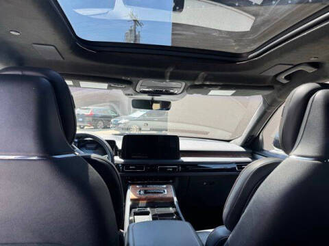 2025 Lincoln Aviator Black Label