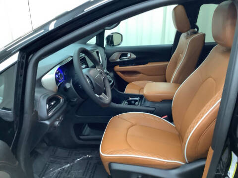 2026 Chrysler Pacifica Pinnacle