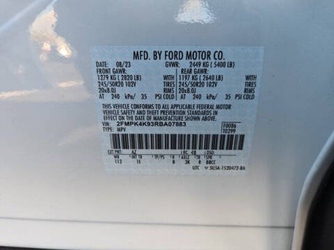 2024 Ford Edge Titanium