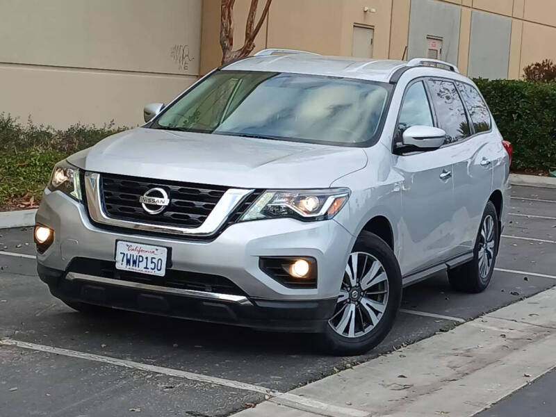 2017 Nissan Pathfinder for sale at alfis auto sales in Corona CA