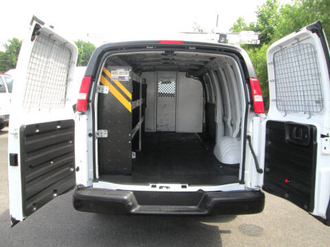 2023 Chevrolet Express 2500