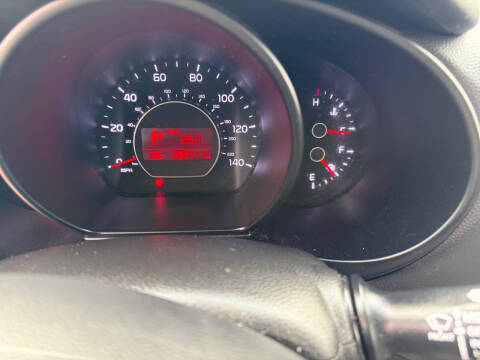 2017 Kia Soul +