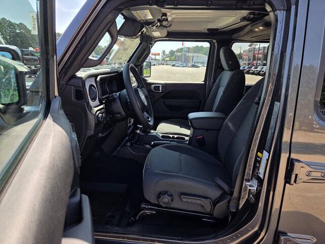 2025 Jeep Gladiator Sport S