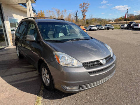 2004 Toyota Sienna XLE Limited 7 Passenger