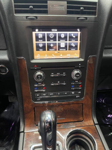 2016 Lincoln Navigator Select