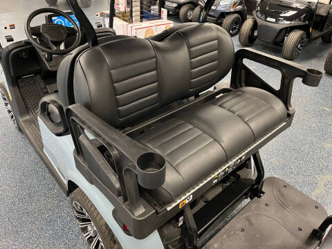 2026 E-Z-GO RXV 4 ST