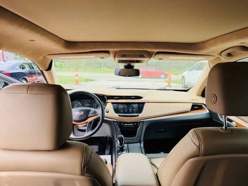 2017 Cadillac XT5 Platinum