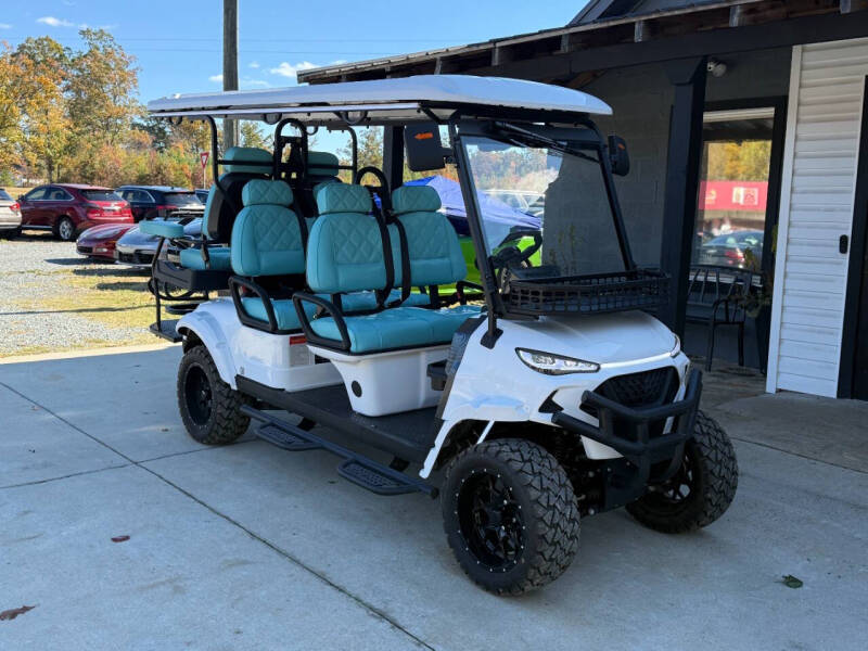 2024 Skye Performance Bolt Series XL