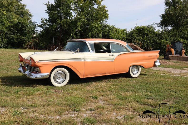 1957 Ford Fairlane