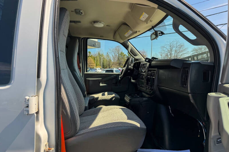 2019 Chevrolet Express 2500
