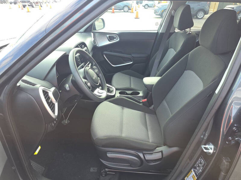 2025 Kia Soul LX