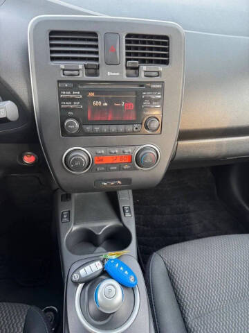 2014 Nissan LEAF S