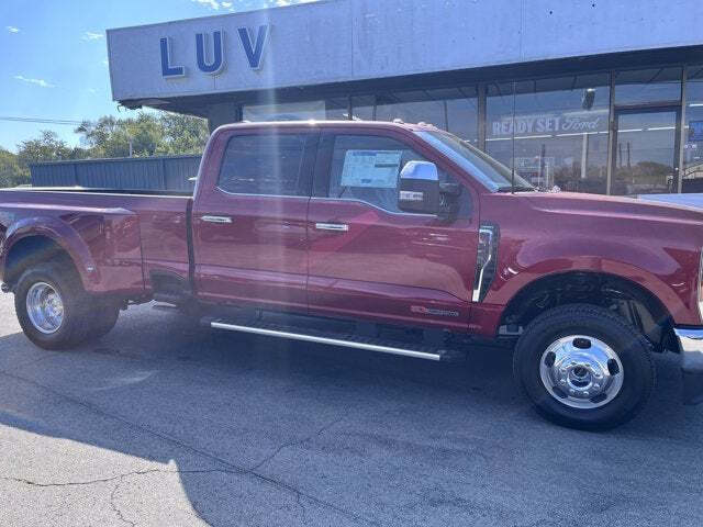 2026 Ford F-350 Super Duty Lariat