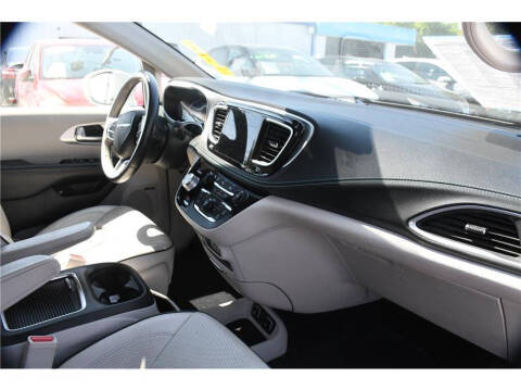 2019 Chrysler Pacifica Hybrid