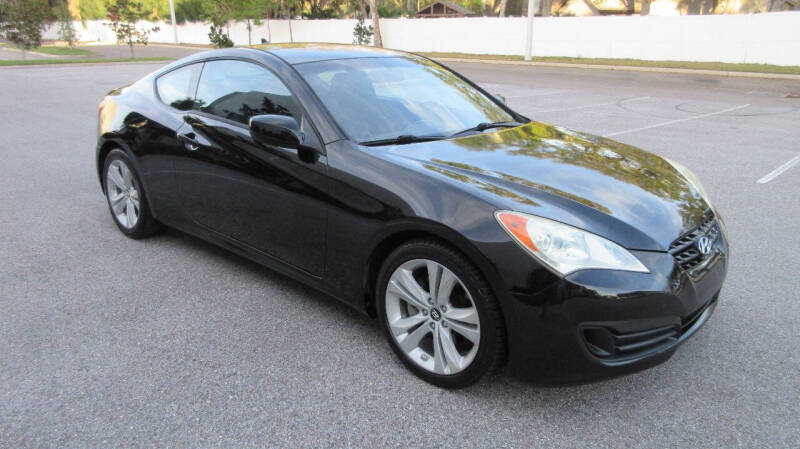 2010 Hyundai Genesis Coupe Premium photo 7