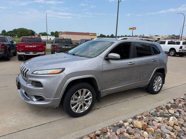 2016 Jeep Cherokee Overland