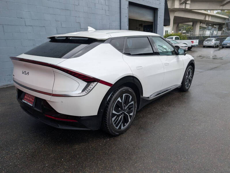 2024 Kia EV6 Wind