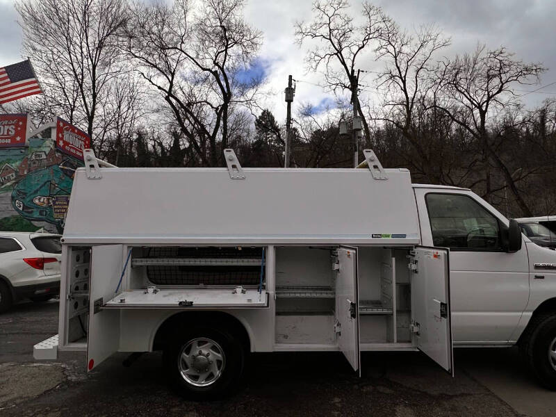 2011 Ford E-Series E-350 SD