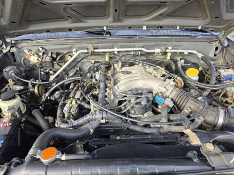 2000 Nissan Frontier SE