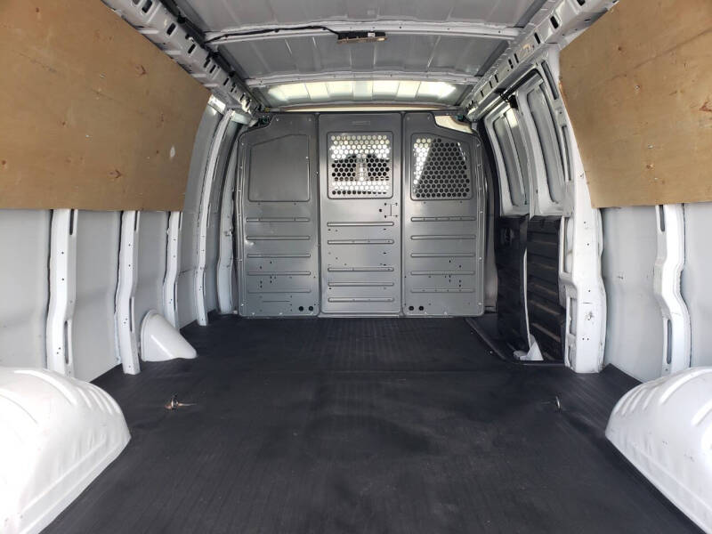 2022 Chevrolet Express 3500