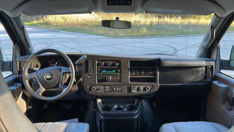 2017 Chevrolet Express LT 3500