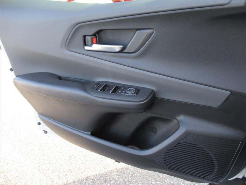 2025 Toyota Prius XLE