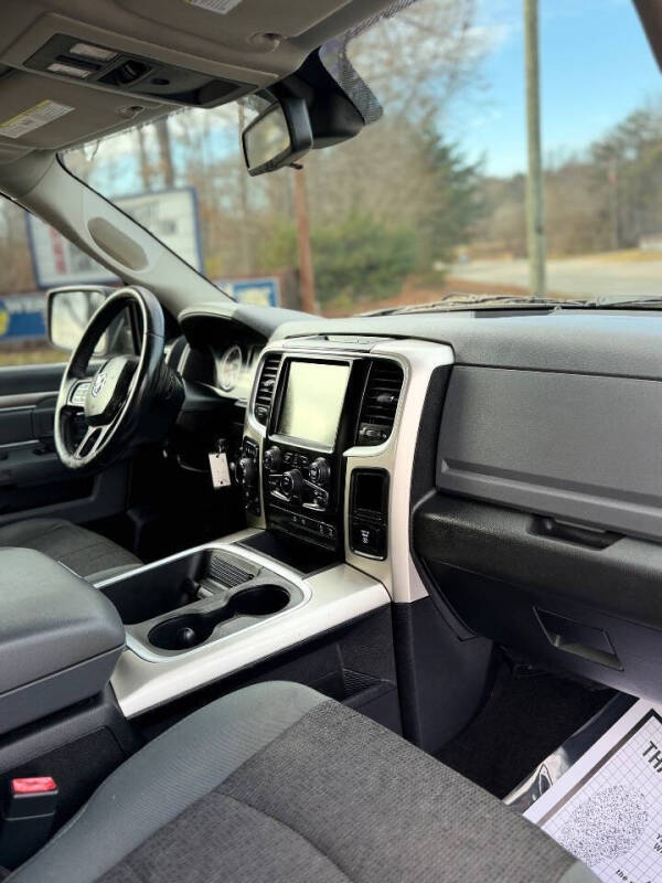 2015 RAM 1500 Big Horn